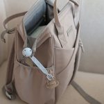 01-babyono-silikonski-privjesak-za-dudu-s-kopcom-plavajpg