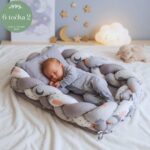 KOMPLET GNIJEZDO S JASTUKOM PLETENICA SIVA